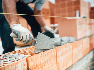 Lieferengpässe bei Baumaterialien bedrohen Bautätigkeit