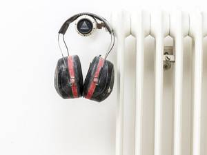 Übrigens: Mieter haben ein Recht auf eine leise Heizung. Macht die Heizung Geräusche wie eine Bohrmaschine oder ein Presslufthammer, könnte sich dies mietmindernd auswirken.