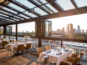 The Harbour Club: Ein Dach-Wintergarten bietet freie Sicht auf Den Haag