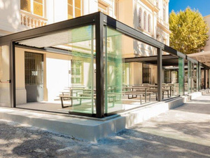 KE für den Essbereich einer Schule in Nizza – Frankreich