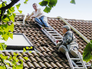Einblasdämmung: Viele Flocken für wenig Moos
