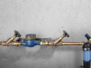 Erste Risiken lauern schon im Hausanschlussraum: Trinkwassergüte in der Hausinstallation