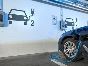 Ladepunkteausbau in Gebäuden: Damit die E-Mobilität auch ans Netz kommt