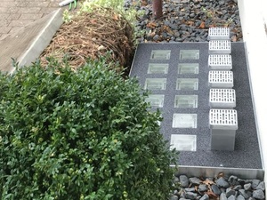 Hochwasserschutz: Dämme, Sicherheitstüren, Schachtabdeckungen aus Edelstahl