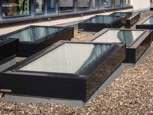 Lamilux Brandschutz-Flachdachfenster REI90