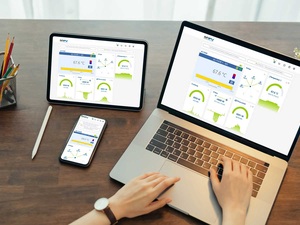m-PV Cloud auf einem iPad, einem Smartphone und einem Laptop