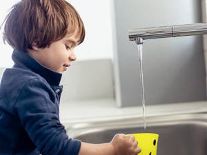 Trinkwassergüte in der Hausinstallation erhalten: Sauber installieren und in Betrieb nehmen