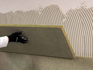 Heck Wall Systems: Heck Inneo – Innendämmsystem mit geklebten Steinwolleplatten