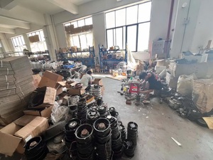 ebm-papst und die lokalen Behörden gehen bei einer Razzia in einer Fälscherfabrik in Foshan, China erfolgreich gegen Produktfälschungen vor.