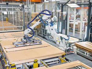 Die Bauteile werden mit industrieller Routine und Qualität vorgefertigt.