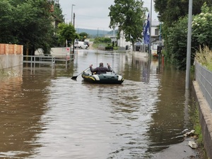 Kluges Wassermanagement gegen Hochwasser und Wassermangel