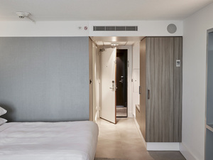 Geze TS5000 Softclose Marriott Hotel Amsterdam