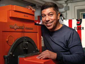Die Fußball-Legende des FC Bayern München, Giovane Élber: „Beim Heizen ist es wie im Sport: Die besten Ergebnisse erreicht man nur gemeinsam – mit der richtigen Technik, einer klugen Strategie und starken Mitspielern.