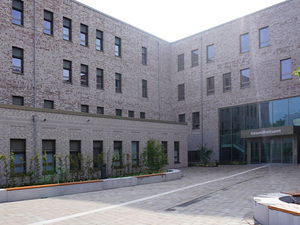 Klinikzentrum Eingang